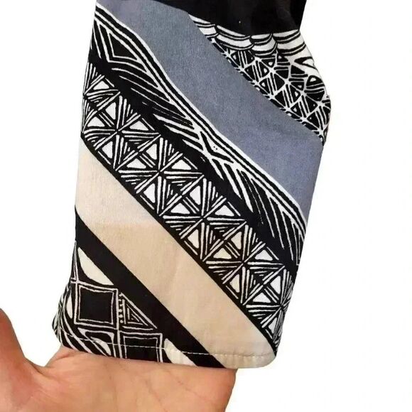 Chico's Women's Red/White/Black Cotton Blend Geometric Print Open Front Lined Ja - Picture 9 of 12